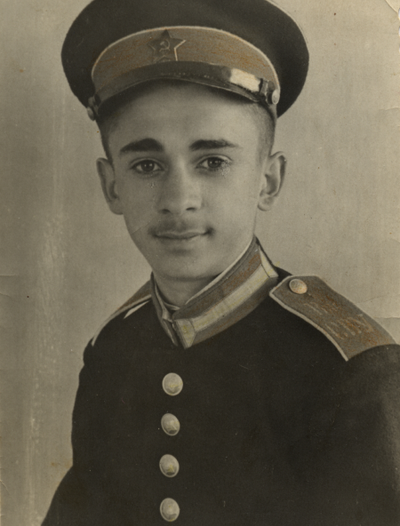 Alex, nouvelle recrue de l’École militaire Souvorov. Voronej, Union soviétique, 1946.