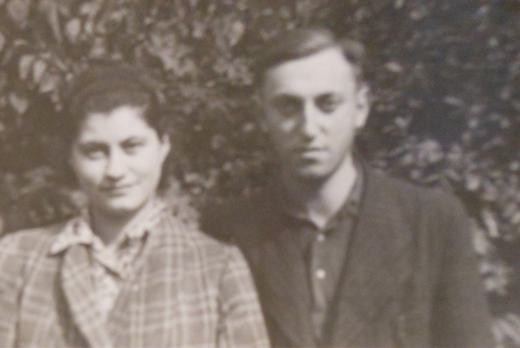 2b L crop 2 1947 Lampertheim Germany Morris Esther Szpagat awaiting the arrival of a 1st born child copy